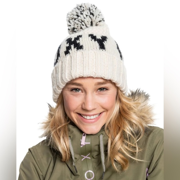 ROXY Tonic beanie. White and black. Used only once for a couple of hours. - Picture 3 of 6